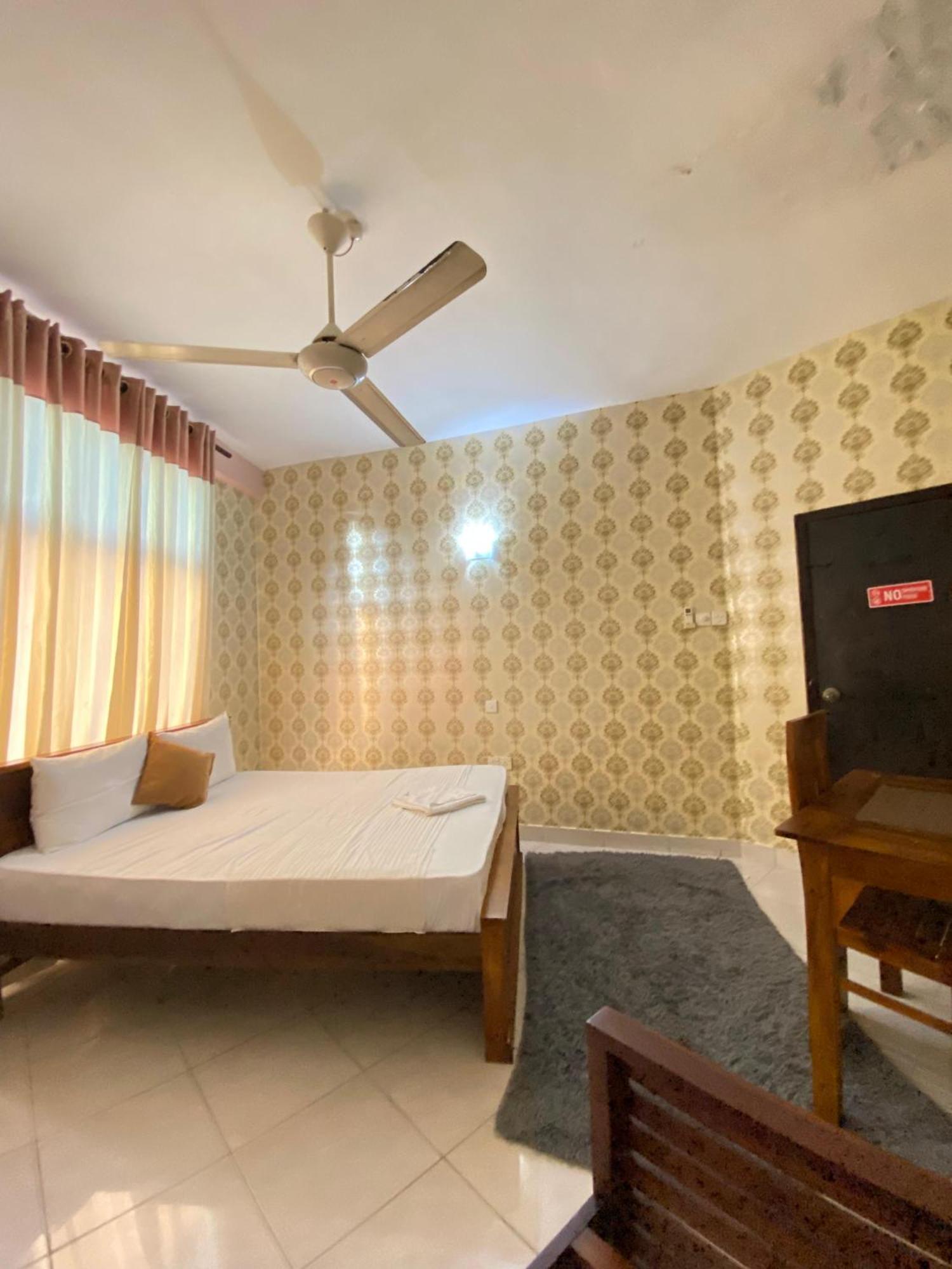 Airport City Hotel Katunayaka Exteriér fotografie